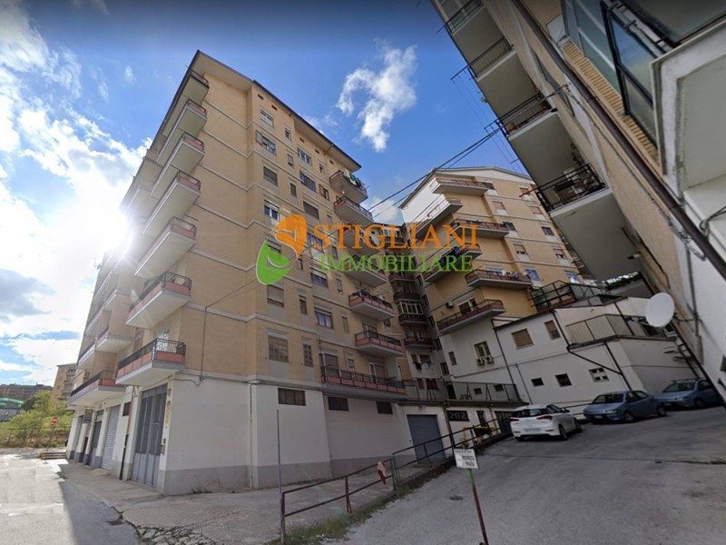 Magazzino in Vendita a Campobasso, 139'000€, 310 m²