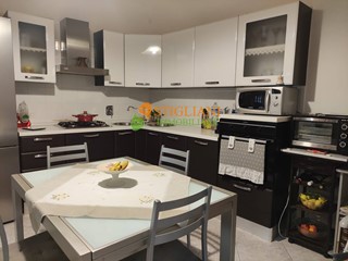 Quadrilocale in Vendita a Cercemaggiore, 80'000€, 90 m²