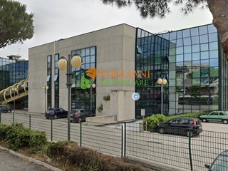 Immobile commerciale in Vendita a Termoli, 200'000€, 150 m²