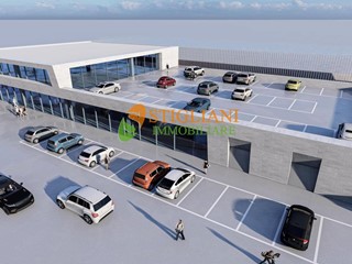 Ufficio in Affitto a Campobasso, 5'200€, 520 m²
