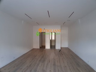 Immobile commerciale in Affitto a Campobasso, 60 m²
