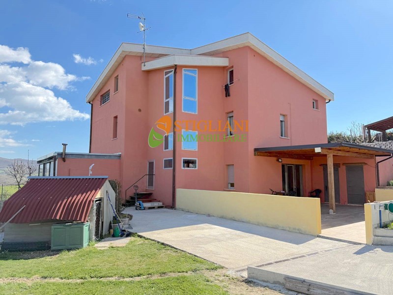 Trilocale in Vendita a Campobasso, 167'000€, 180 m²