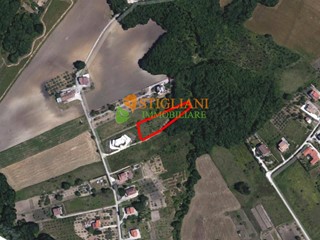 Terreno agricolo in Vendita a Campobasso, 48'000€, 3220 m²