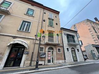 Immobile commerciale in Affitto a Campobasso, 650€, 50 m²