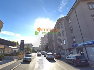 Immobile commerciale in Vendita a Campobasso, 89'000€, 100 m²