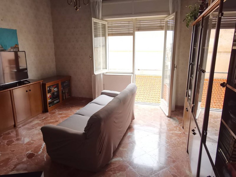 Appartamento in Vendita a Castelvetrano, 48'000&euro;, 170 m²