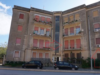 Appartamento in Vendita a Castelvetrano, 28'000&euro;, 95 m²