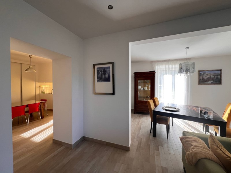 Casa Semi Indipendente in Vendita a Scafa, 230'000&euro;, 254 m²