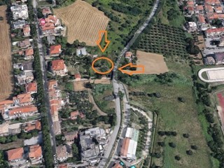 Terreno edificabile in Vendita a Giulianova, 320'000€, 2900 m²
