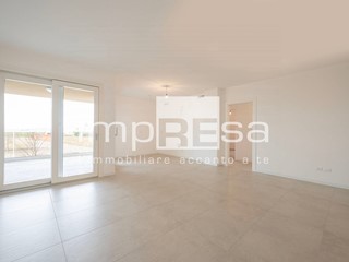 Quadrilocale in Vendita a Fiume Veneto, 294'000€, 115 m²