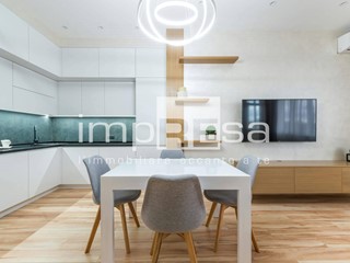 Trilocale in Vendita a Pordenone, 308'230€, 90 m², con Box