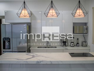 Quadrilocale in Vendita a Pordenone, 392'740€, 108 m², con Box