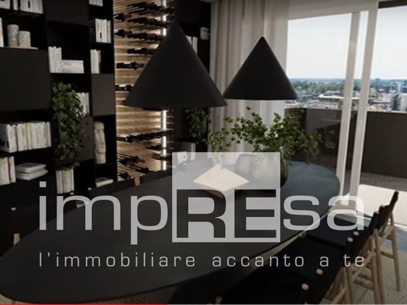 Quadrilocale in Vendita a Pordenone, 399'630€, 108 m², con Box