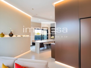 Attico in Vendita a Pordenone, 370'000€, 99 m²