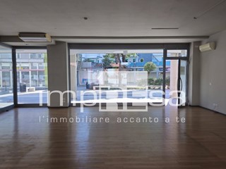 Immobile commerciale in Vendita a San Michele al Tagliamento, 700'000€, 83 m²