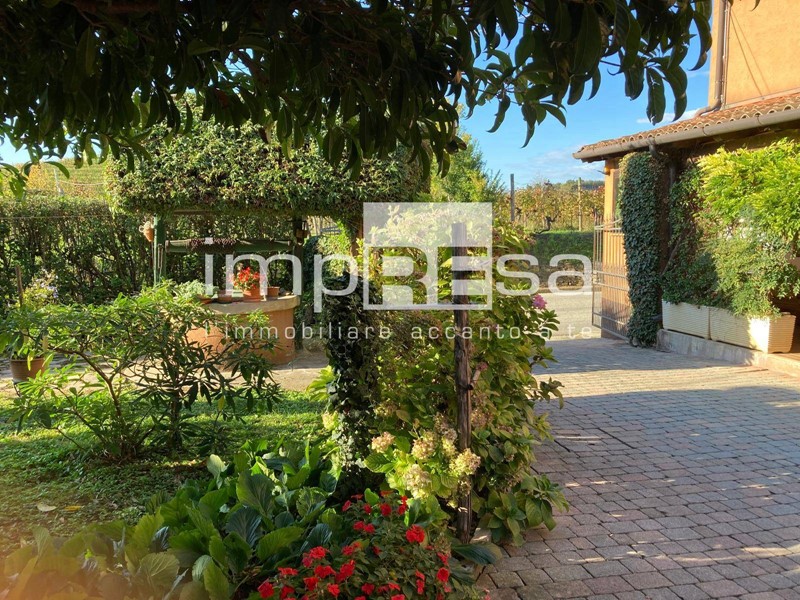 Terreno agricolo in Vendita a Prepotto, 1'300'000€, 96000 m²