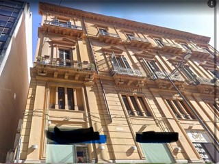 Immobile commerciale in Vendita a Palermo, 700'000€, 165 m²