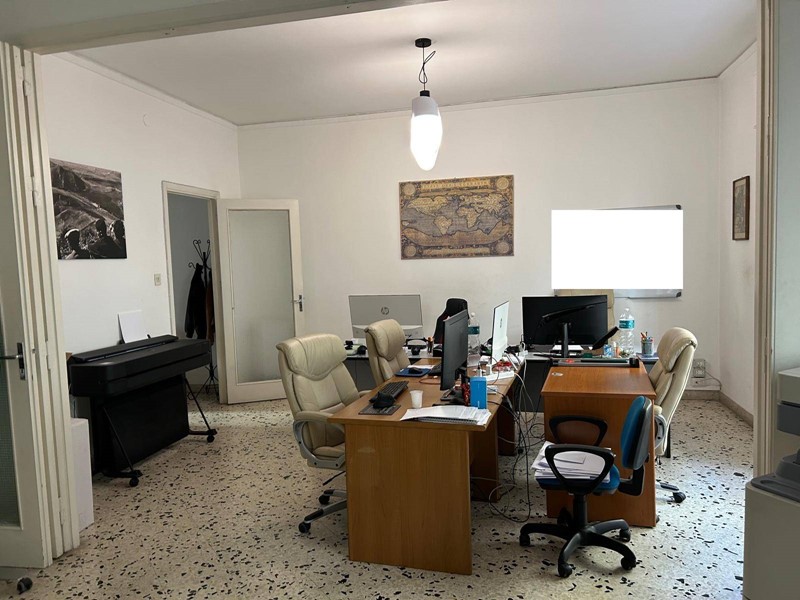 Quadrilocale in Vendita a Palermo, 220'000€, 114 m²