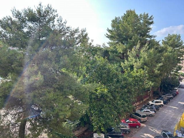 Appartamento in Vendita a Palermo, 255'000€, 156 m²