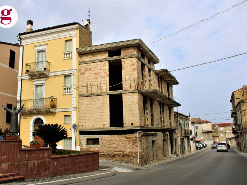 Appartamento in Vendita a Casalbordino, 59'000€, 328 m²