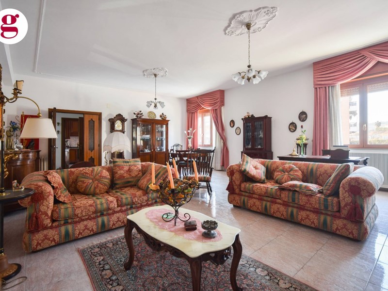 Quadrilocale in Vendita a Vasto, 219'000&euro;, 144 m²