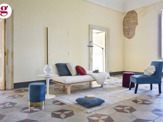 Appartamento in Vendita a Monteodorisio, 117'000€, 205 m²