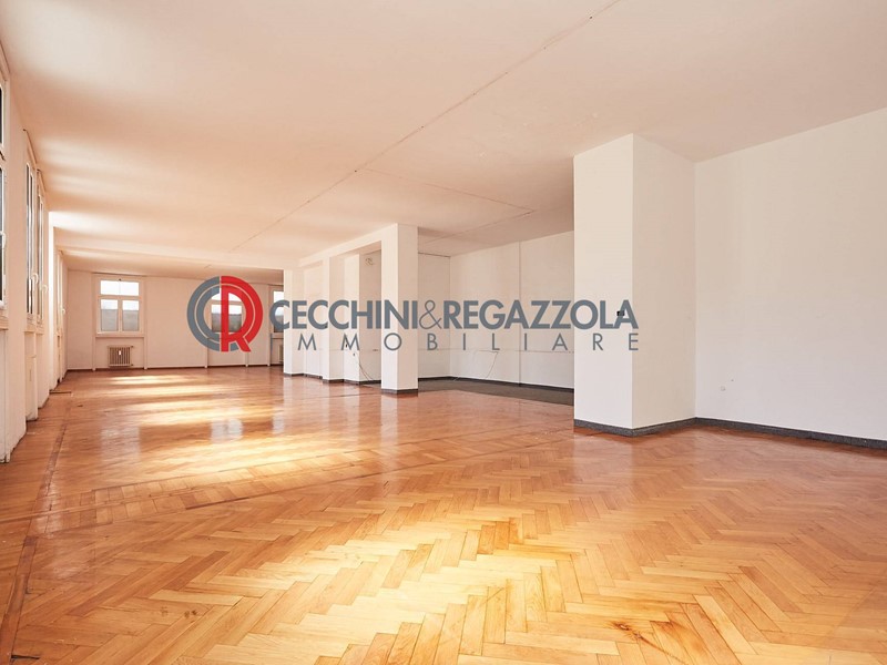Laboratorio in Vendita a Milano, 395'000€, 319 m²