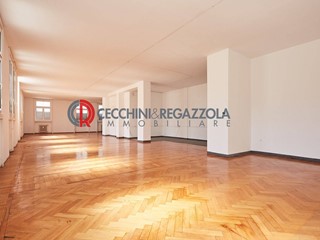 Laboratorio in Vendita a Milano, 395'000€, 319 m²