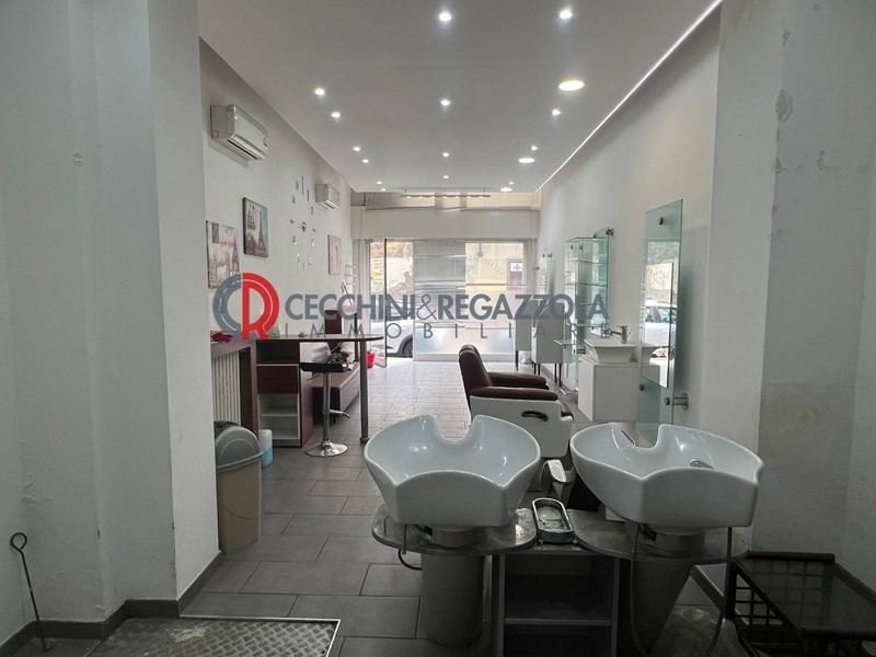 Negozio in Affitto a Milano, 800€, 40 m²