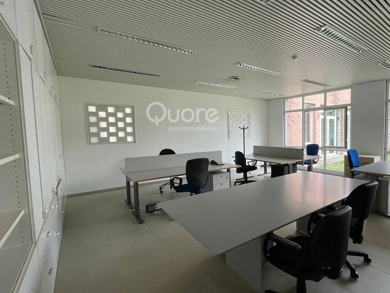 Ufficio in Affitto a Udine, 440€, 16 m²