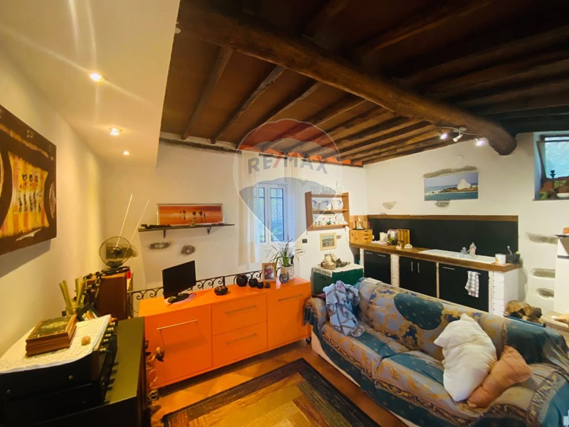 Casa Semi Indipendente in Vendita a Tribogna, 53'000€, 85 m²