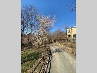 Casa Semi Indipendente in Vendita a Rezzoaglio, 50'000€, 65 m²