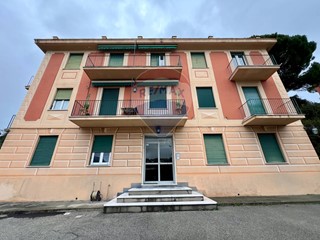 Trilocale in Vendita a Santa Margherita Ligure, 450'000€, 60 m²