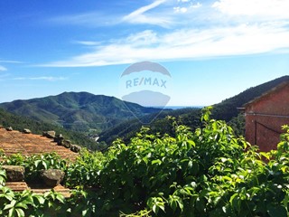 Rustico in Vendita a Casarza Ligure, 35'000€, 176 m²