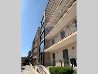 Appartamento in Vendita a Trentola Ducenta, 225'000€, 101 m²