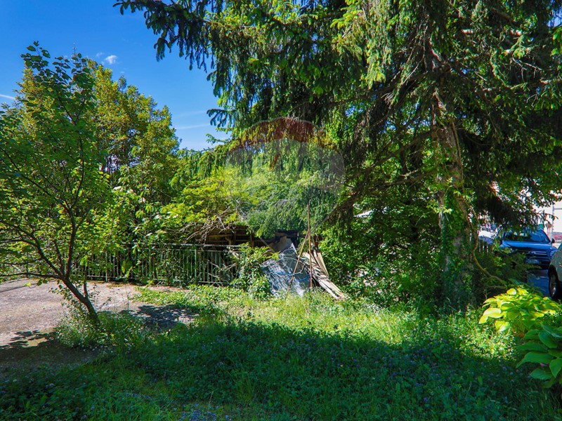 Appartamento in Vendita a Davagna, 40'000€, 135 m²