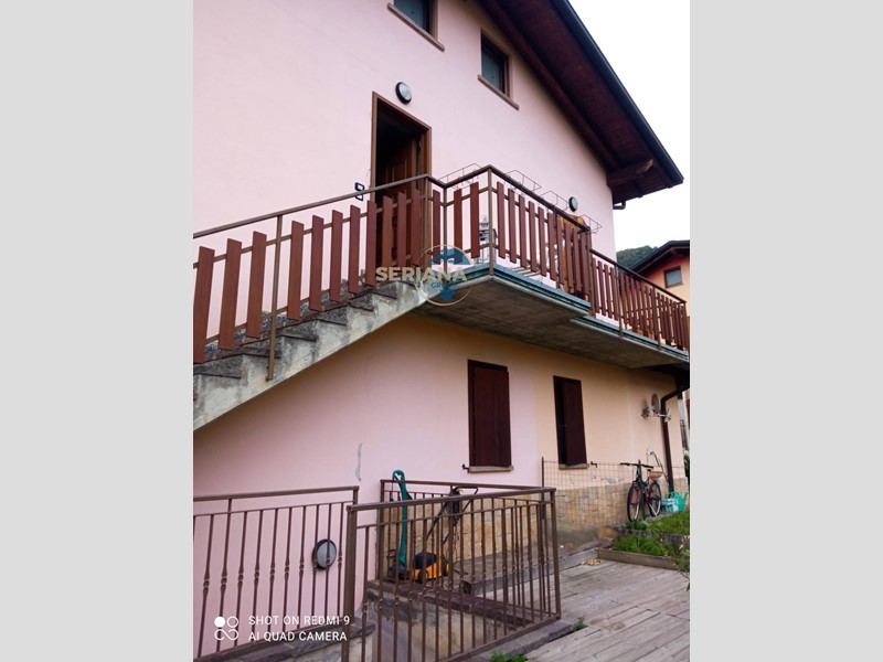 Trilocale in Affitto a Albino, 7'800€, 150 m²