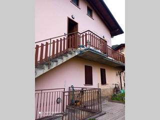 Trilocale in Affitto a Albino, 7'800€, 150 m²