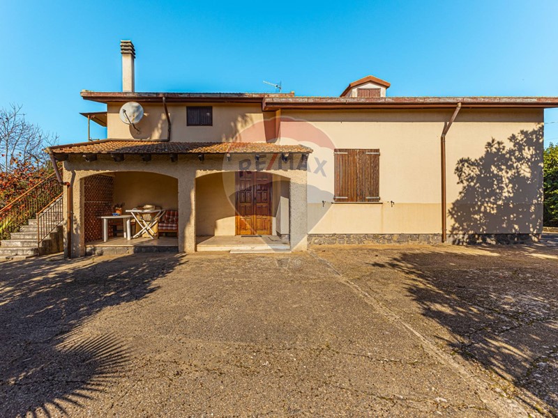 Casa Indipendente in Vendita a Sassari, 199'000€, 220 m²