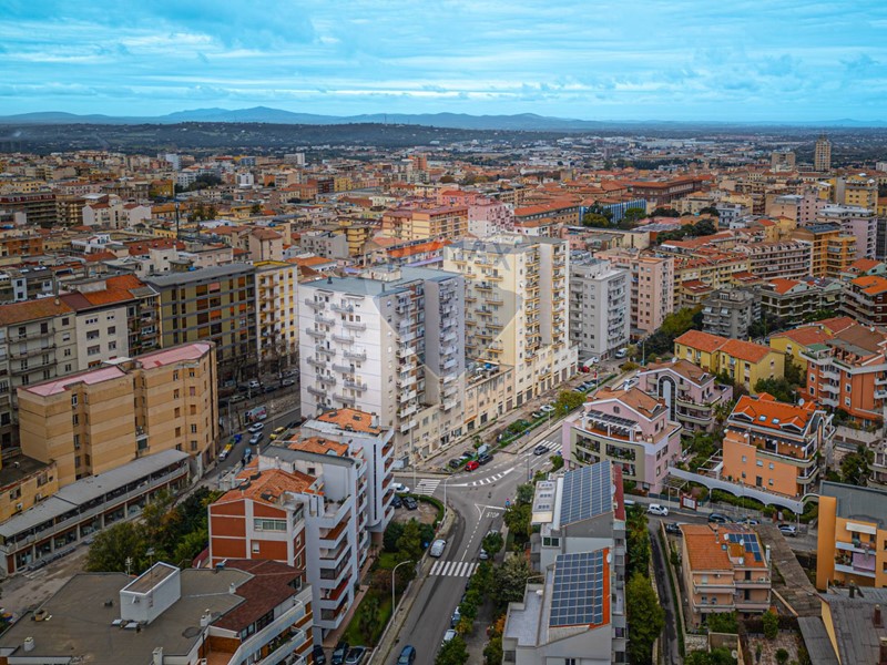 Immobile commerciale in Vendita a Sassari, 149'999€, 492 m²