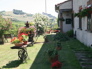 Rustico in Vendita a Acquaviva Picena, 690'000€, 500 m²