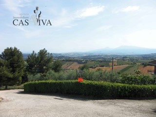 Terreno edificabile in Vendita a Acquaviva Picena, 55'000€, 930 m²