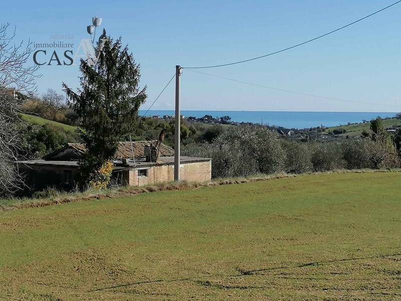 Rustico in Vendita a Acquaviva Picena, 150'000€, 168 m²