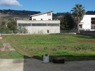 Terreno industriale in Vendita a Acquaviva Picena, 100'000€, 1100 m²