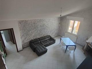 Quadrilocale in Vendita a Acquaviva Picena, 109'000€, 104 m²