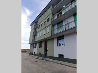 Trilocale in Vendita a Verolengo, 45'000&euro;, 80 m²