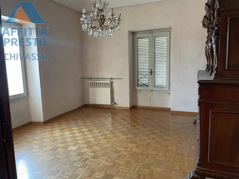 Quadrilocale in Vendita a Verolengo, 60'000€, 100 m²