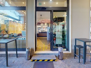 Negozio in Vendita a Milano, 440'000€, 160 m²