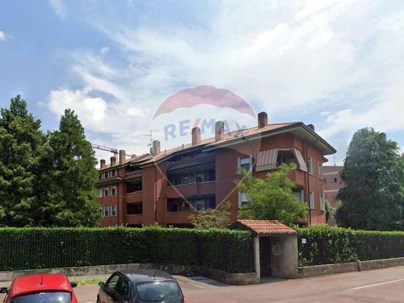 Ufficio in Vendita a Rho, 69'000€, 29 m²