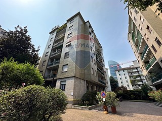Trilocale in Vendita a Milano, 369'000€, 90 m²